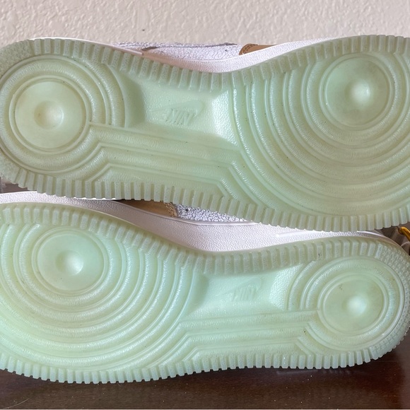 Nike Air Force One Year Of The Horse These - Picture 11 of 12